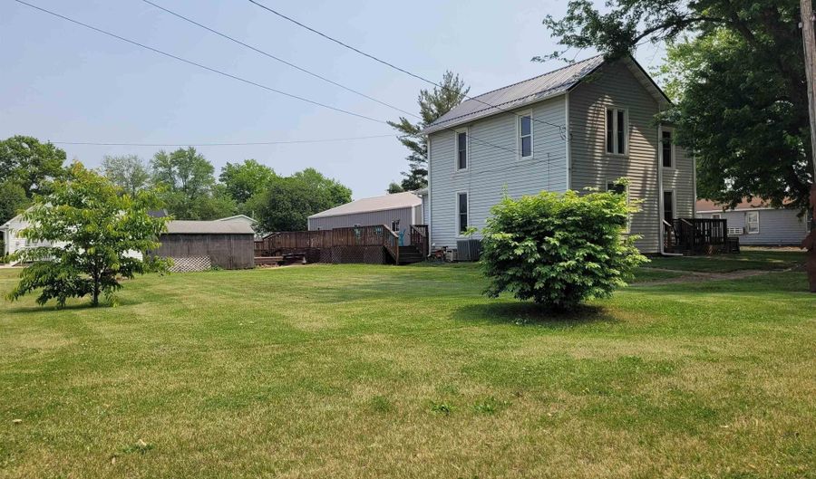 110 N College, Agency, IA 52530 - 4 Beds, 2 Bath