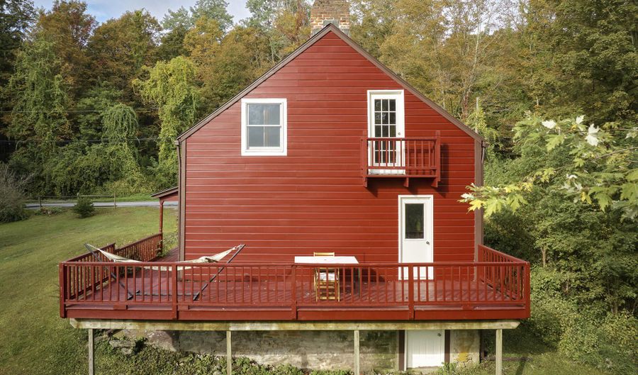 174 Perrys Corners Rd, Amenia, NY 12501 - 3 Beds, 3 Bath