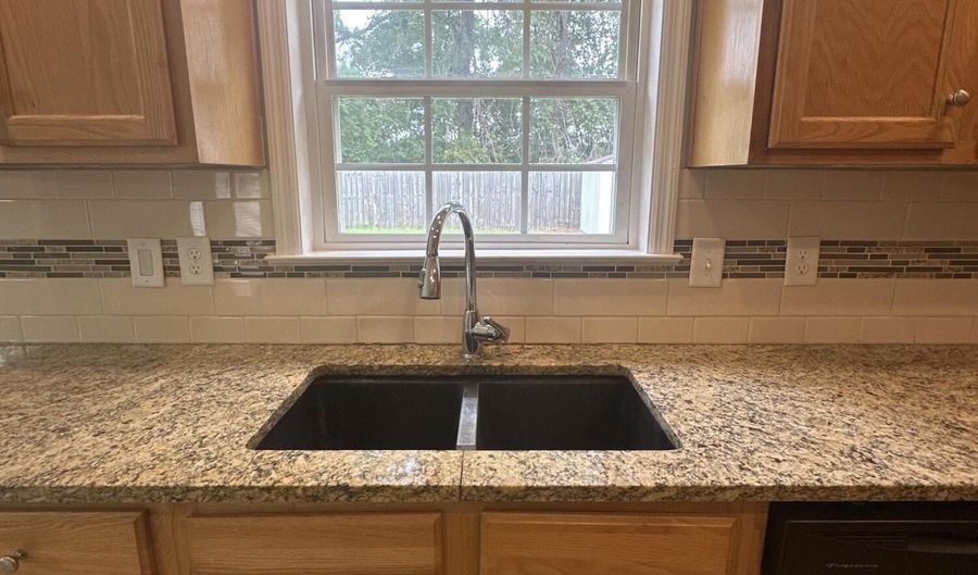 14 Applemint Ln, Beaufort, SC 29906 - 3 Beds, 2 Bath