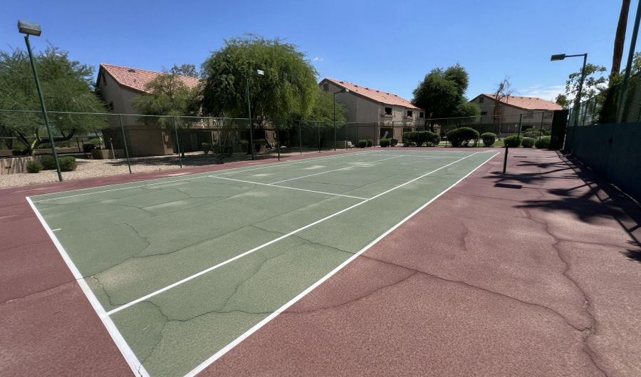 1287 N ALMA SCHOOL Rd 201, Chandler, AZ 85224 - 2 Beds, 2 Bath