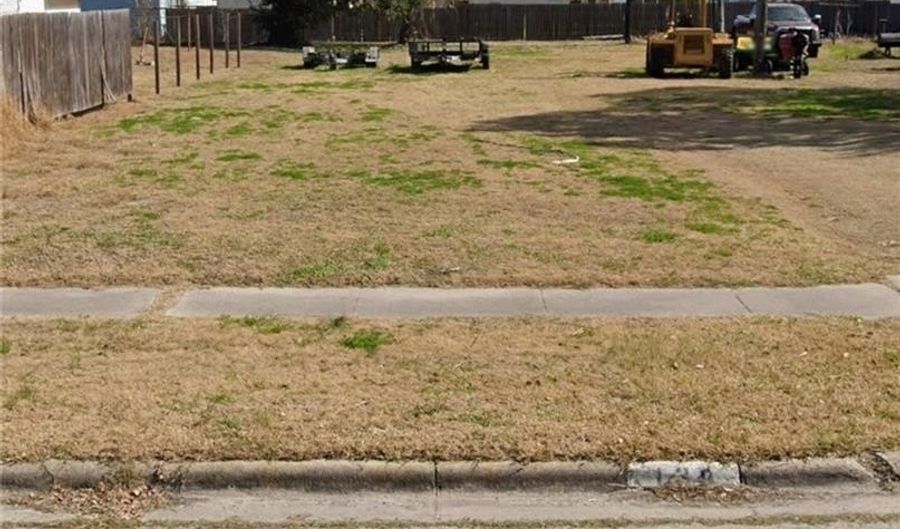 123 N McCampbell, Aransas Pass, TX 78340 - 0 Beds, 0 Bath
