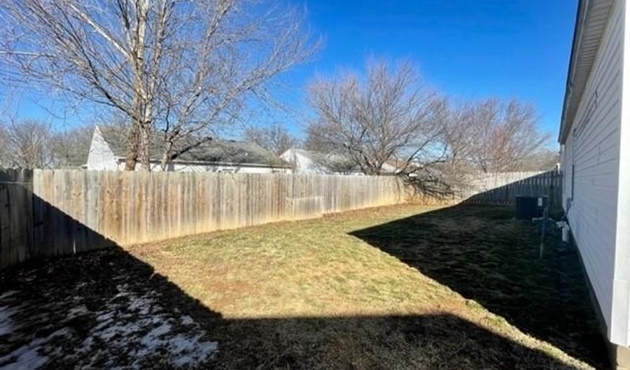 1207 Lo Mar St, Bentonville, AR 72712 - 3 Beds, 2 Bath