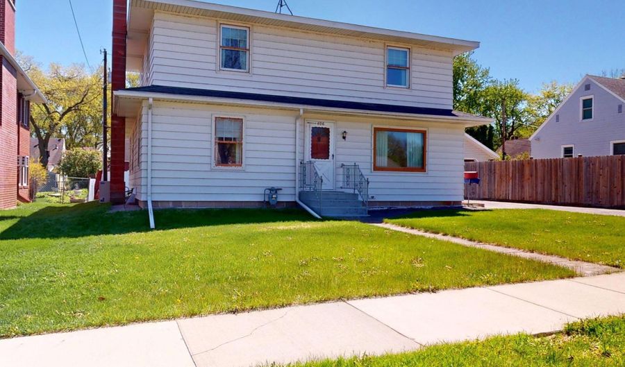 406 Giles Pl, Albert Lea, MN 56007 - 4 Beds, 3 Bath