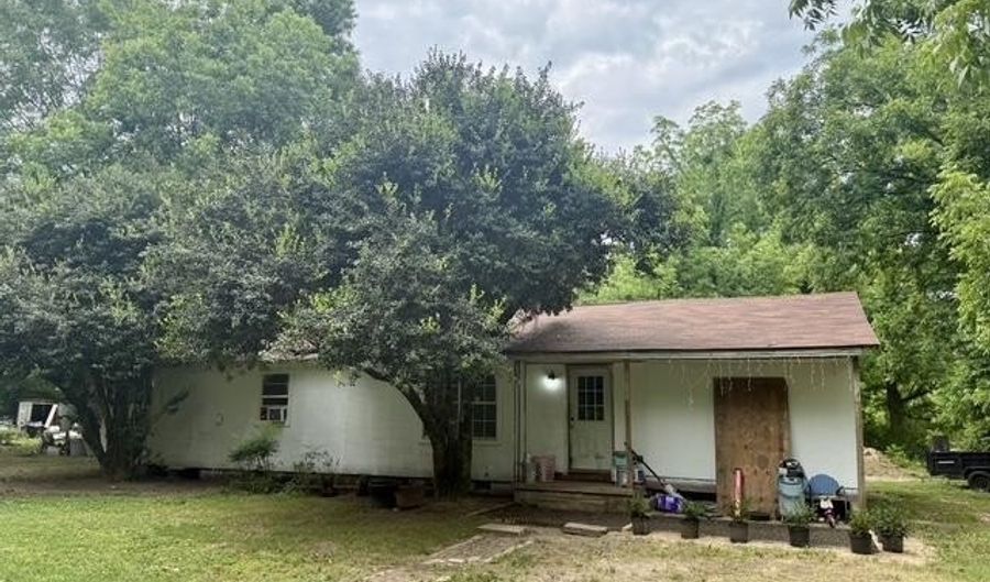 677 Snyder Rd, Arkadelphia, AR 71923 - 4 Beds, 2 Bath