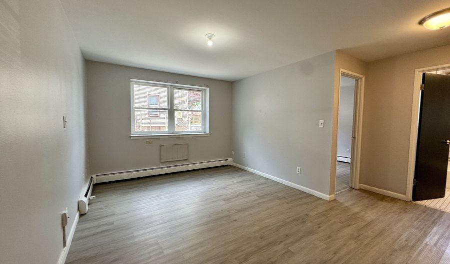 145 Cowles St A2, Bridgeport, CT 06607 - 1 Beds, 1 Bath