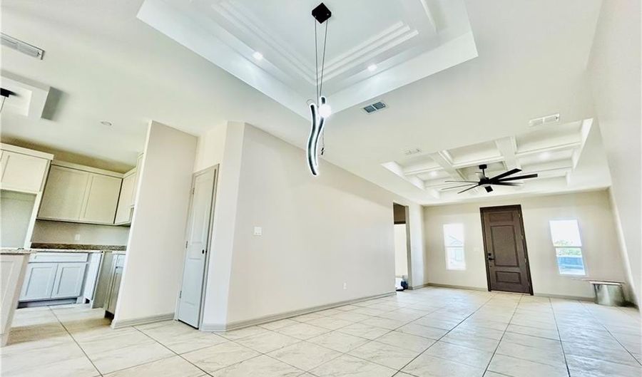 510 Tower Oak Dr, Alamo, TX 78516 - 3 Beds, 2 Bath