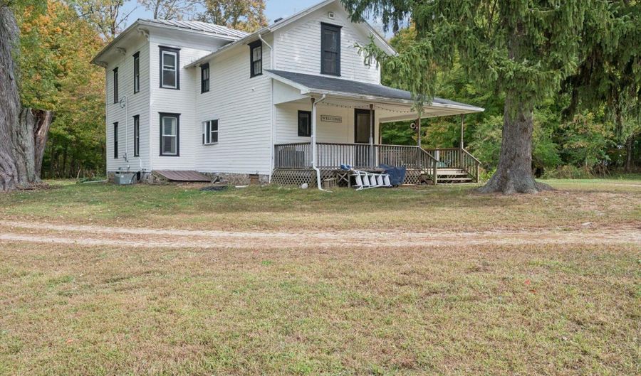 25160 F Dr N, Albion, MI 49224 - 5 Beds, 2 Bath