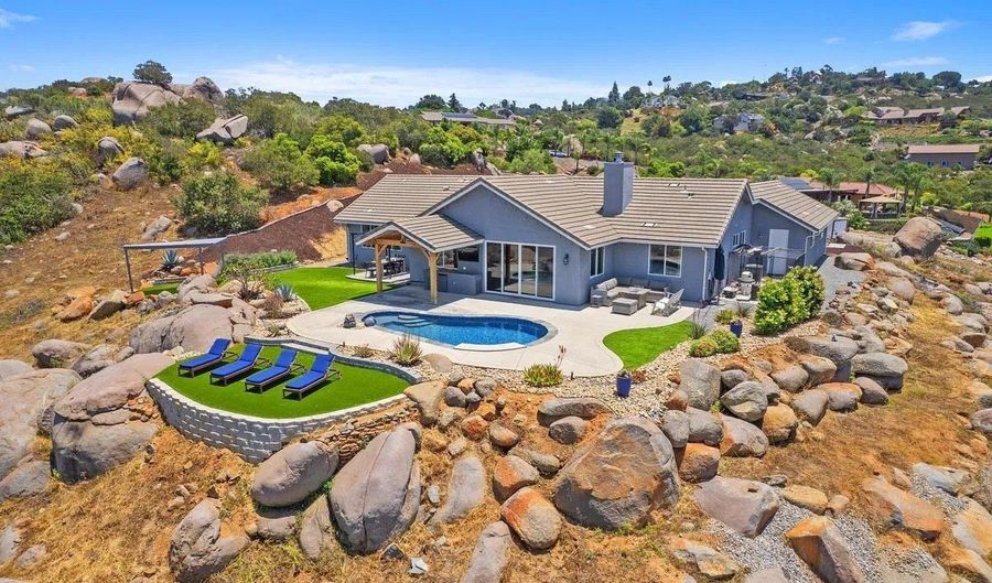 2227 Alpine Trail Pl, Alpine, CA 91901 - 3 Beds, 3 Bath