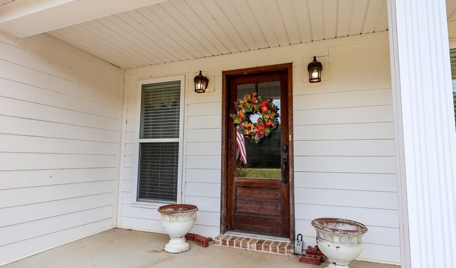 900 Hwy 7 N, Abbeville, MS 38601 - 3 Beds, 2 Bath
