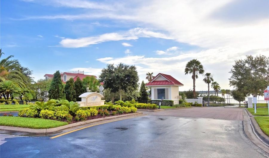 445 WATERFERN TRAIL Dr, Auburndale, FL 33823 - 3 Beds, 4 Bath