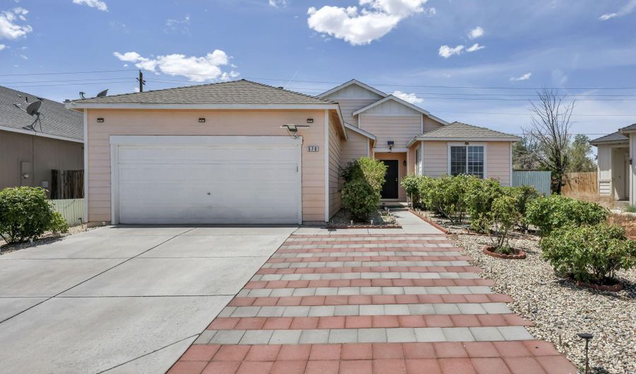 570 Sunrise Cir, Fernley, NV 89408 - 3 Beds, 2 Bath