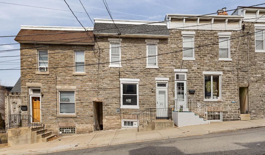 213 DAWSON St, Philadelphia, PA 19128 - 4 Beds, 2 Bath