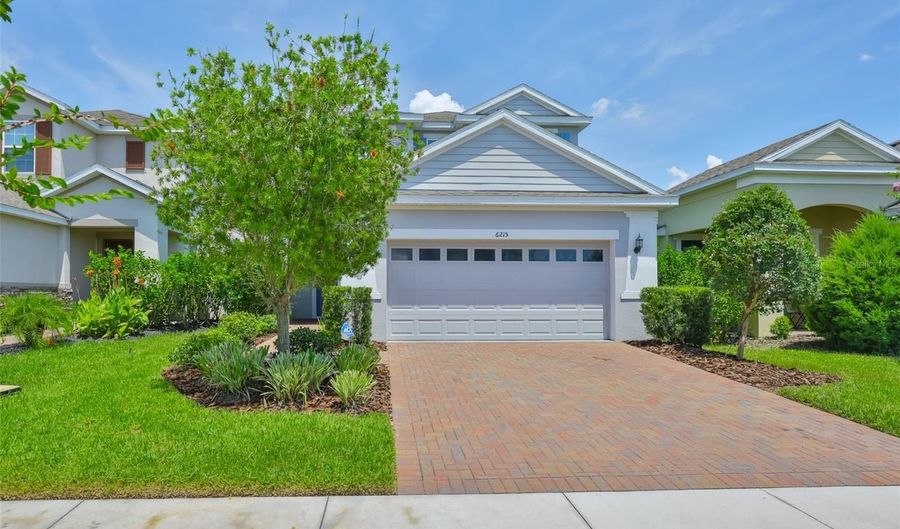 6215 VOYAGERS Pl, Apollo Beach, FL 33572 - 4 Beds, 3 Bath