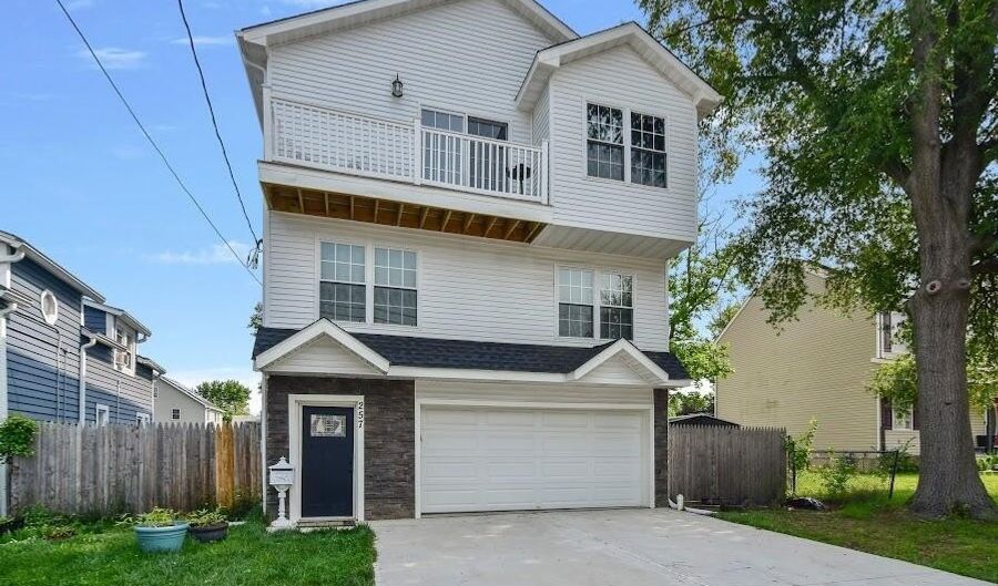 257 Port Monmouth Rd, North Middletown, NJ 07748 - 4 Beds, 3 Bath