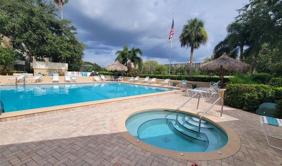 2615 COVE CAY Dr 401, Clearwater, FL 33760 - 2 Beds, 2 Bath