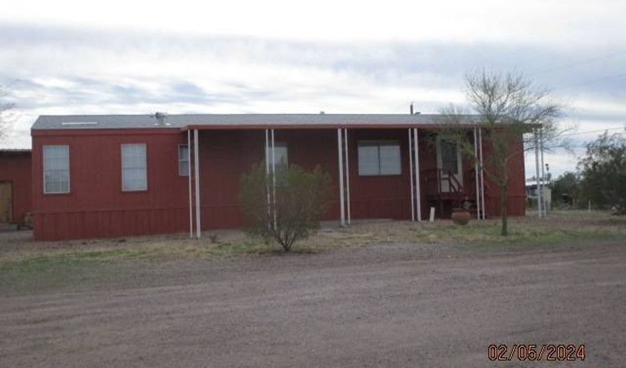 102 E Guinn Rd, Ajo, AZ 85321 - 2 Beds, 1 Bath