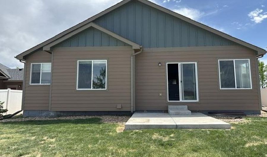 1334 Means Ln, Berthoud, CO 80513 - 5 Beds, 3 Bath