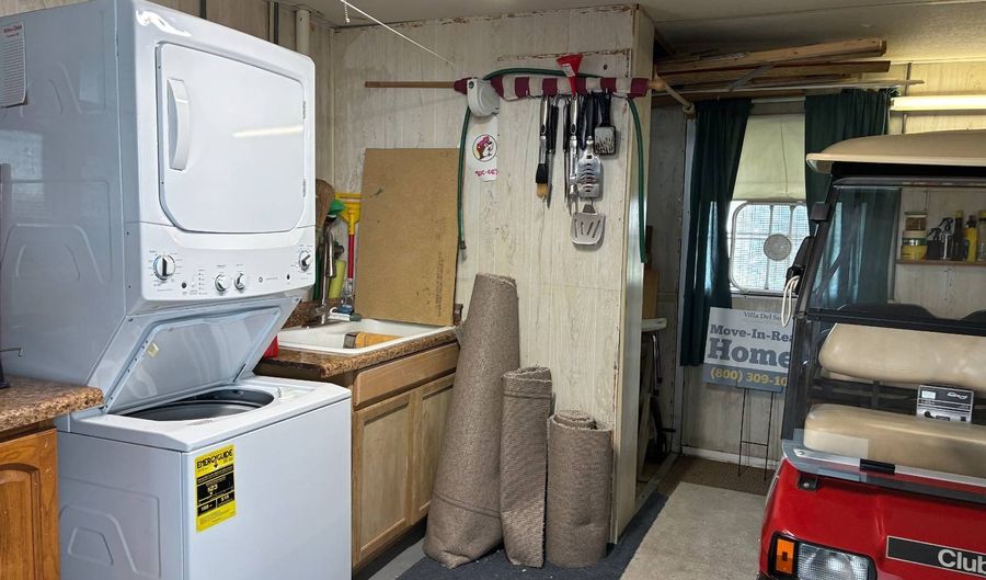 818 S Helen, Avon Park, FL 33825 - 2 Beds, 2 Bath