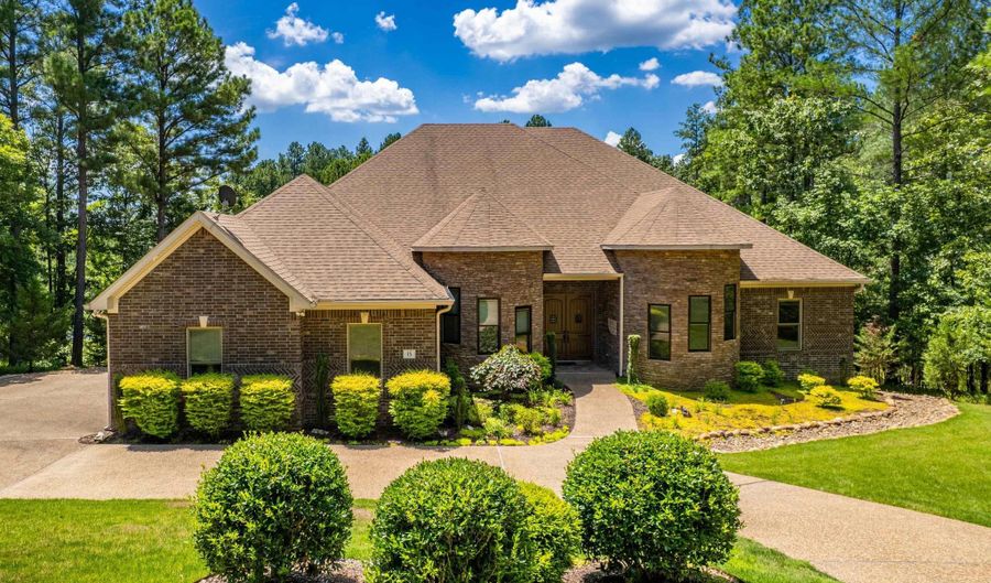 15 Serenar Way, Hot Springs Village, AR 71909 - 3 Beds, 4 Bath