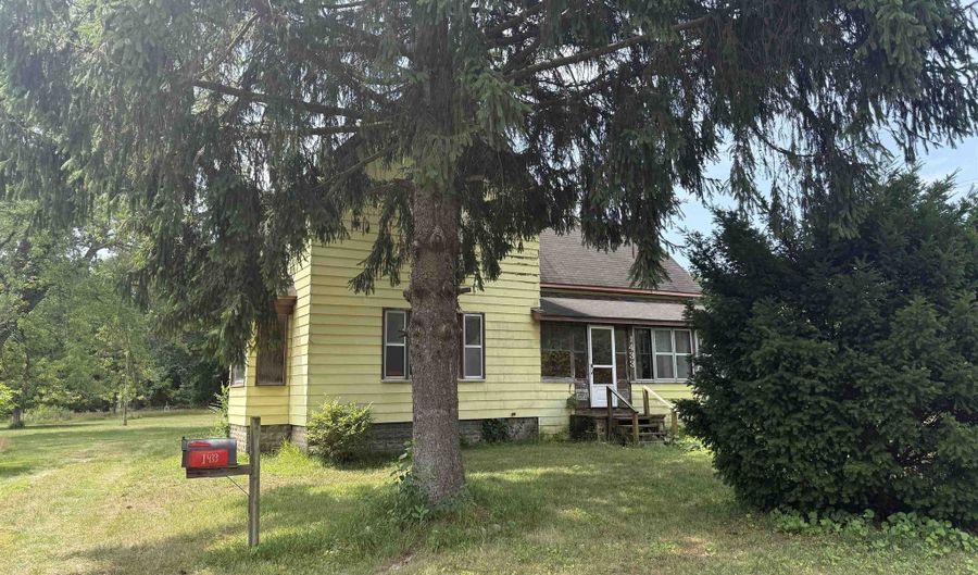 1433 Mill St, Algonac, MI 48001 - 3 Beds, 1 Bath