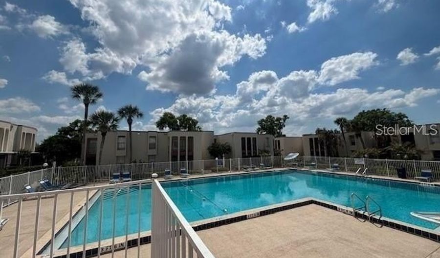 528 ORANGE Dr 26, Altamonte Springs, FL 32701 - 2 Beds, 2 Bath