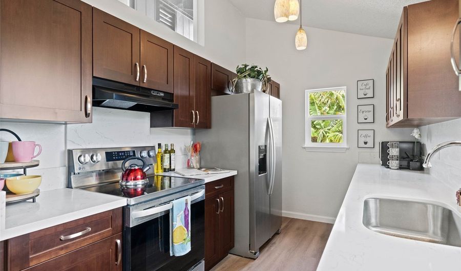 92-1158 Makamai Loop, Kapolei, HI 96707 - 5 Beds, 2 Bath