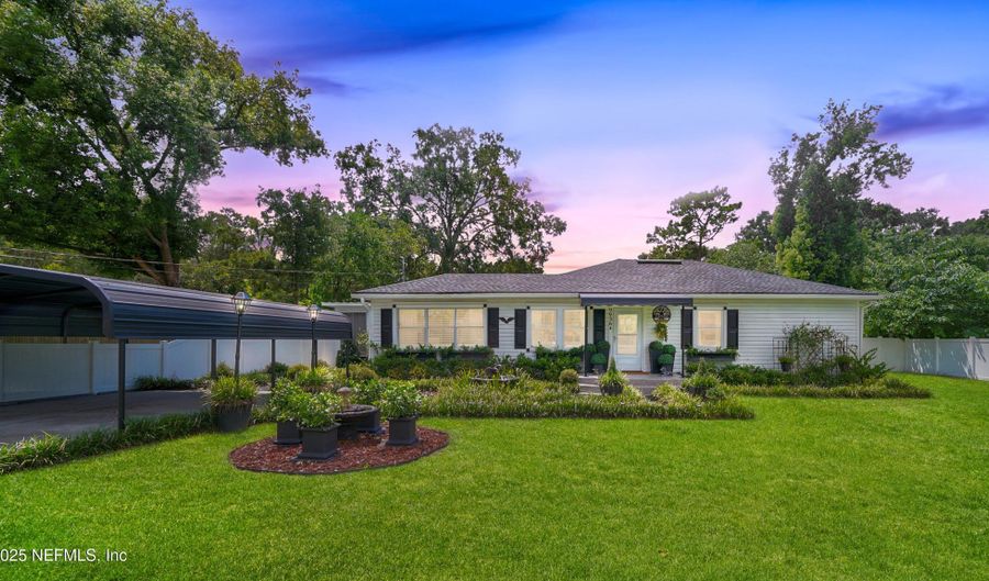 9936 JEANETTE Rd, Jacksonville, FL 32246 - 2 Beds, 1 Bath