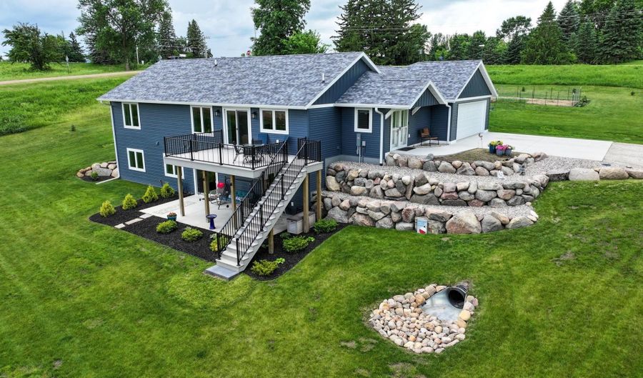 1402 Brophy Park Rd NW, Alexandria, MN 56308 - 5 Beds, 3 Bath