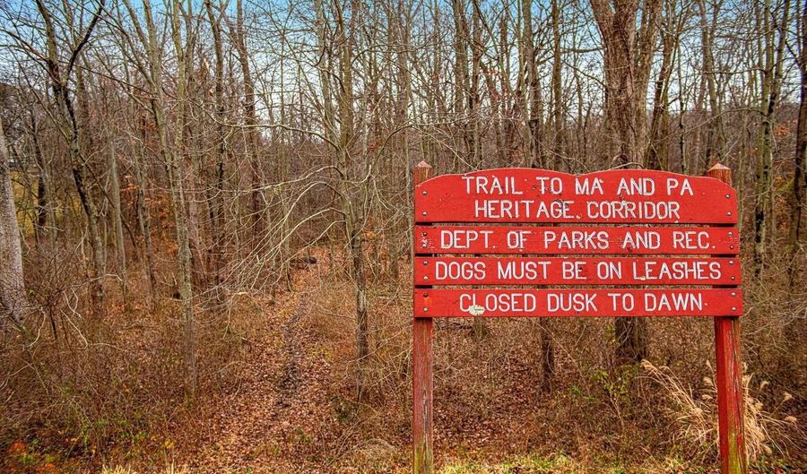 402 HALL St, Bel Air, MD 21014 - 4 Beds, 4 Bath