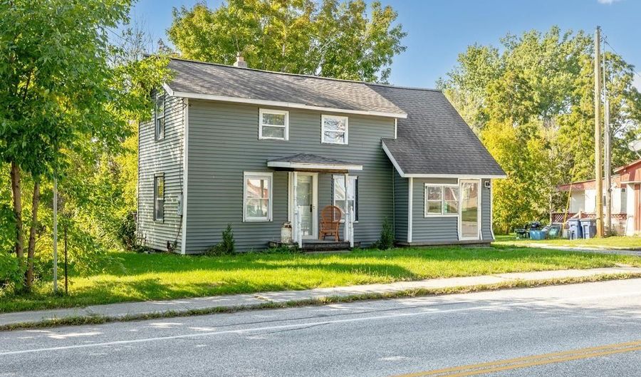 129 N Main St, Alburgh, VT 05440 - 3 Beds, 1 Bath
