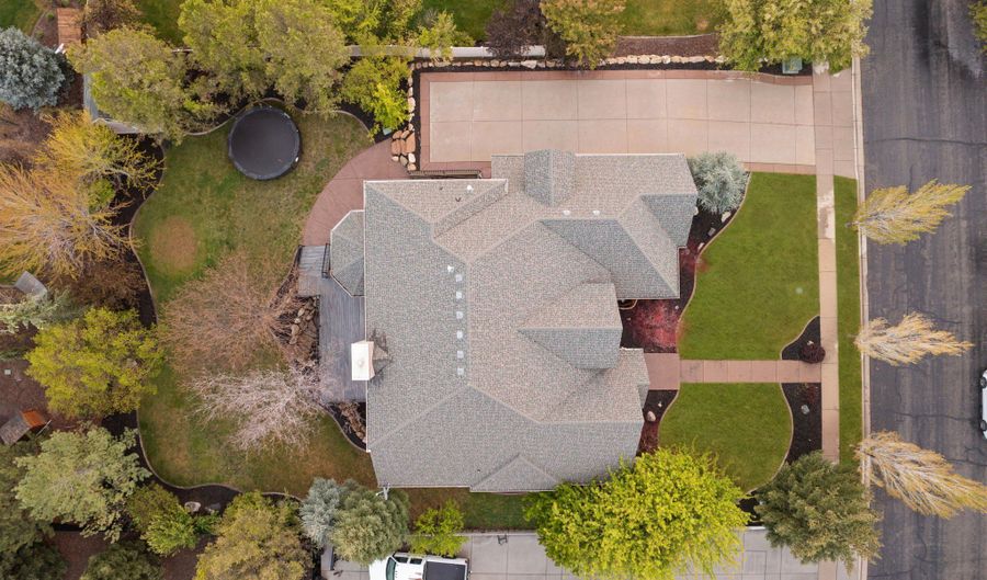 550 E BLACKHAWK Ln, Alpine, UT 84004 - 7 Beds, 4 Bath