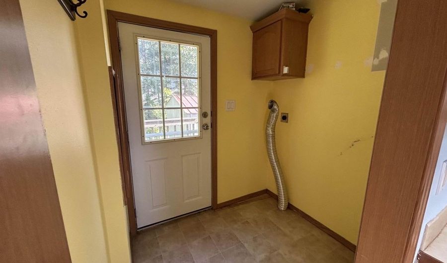 83 Long Shores Dr, Barrington, NH 03825 - 2 Beds, 2 Bath