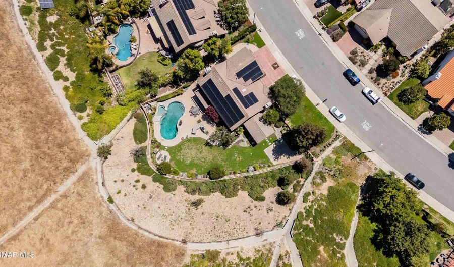 29507 Fountainwood St, Agoura Hills, CA 91301 - 4 Beds, 4 Bath