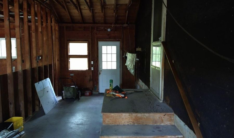 1427 E Lacomb Rd, Alpena, MI 49707 - 3 Beds, 1 Bath