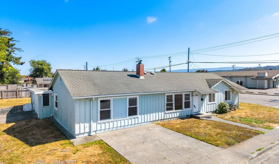 2002 11th St, Arcata, CA 95521 - 3 Beds, 2 Bath