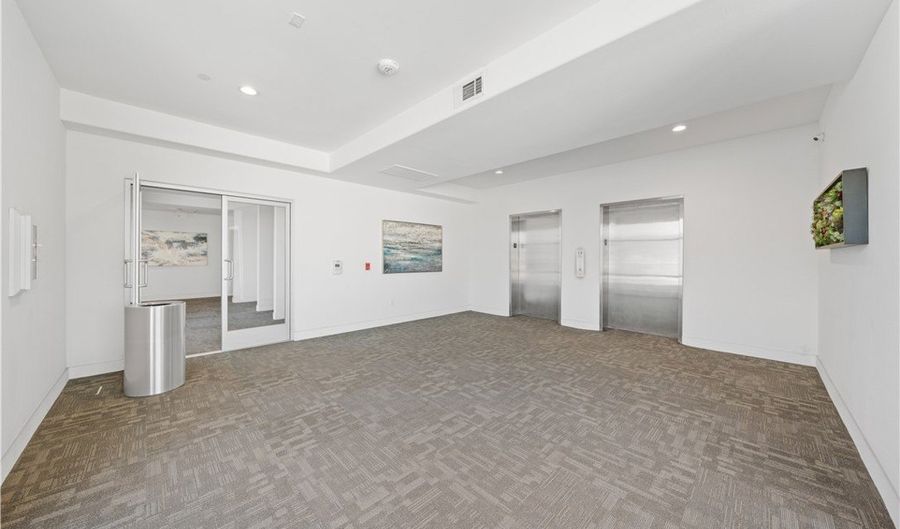 56 Duarte Rd 406, Arcadia, CA 91006 - 1 Beds, 2 Bath