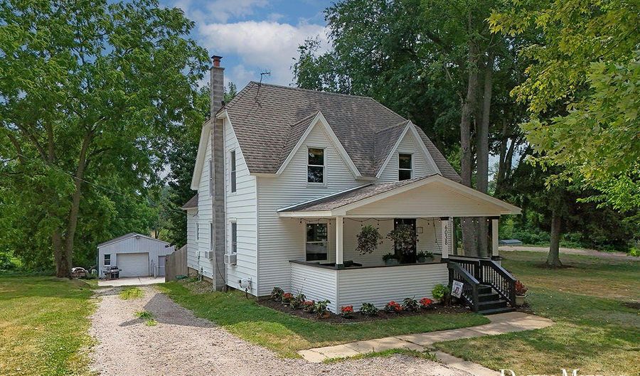6038 Bancroft Ave SE, Alto, MI 49302 - 4 Beds, 1 Bath