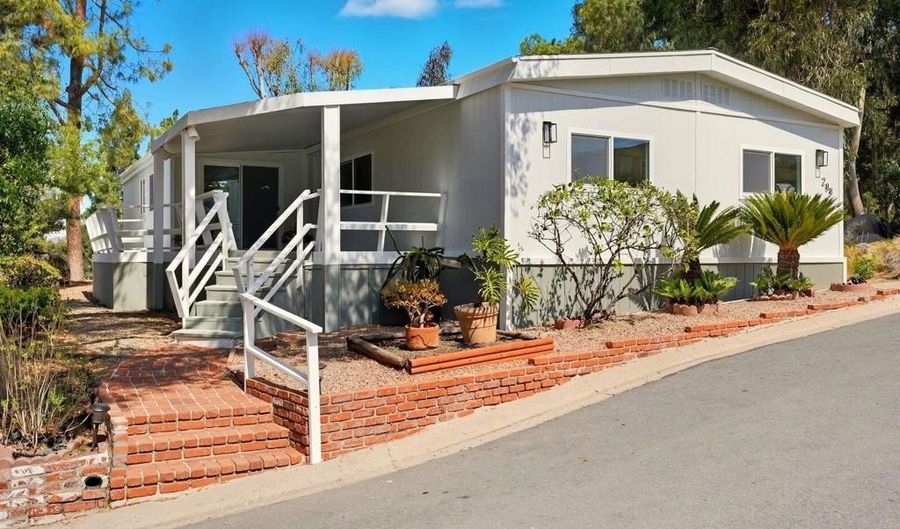 1751 Citracado Pkwy SPC 288, Escondido, CA 92029 - 3 Beds, 2 Bath