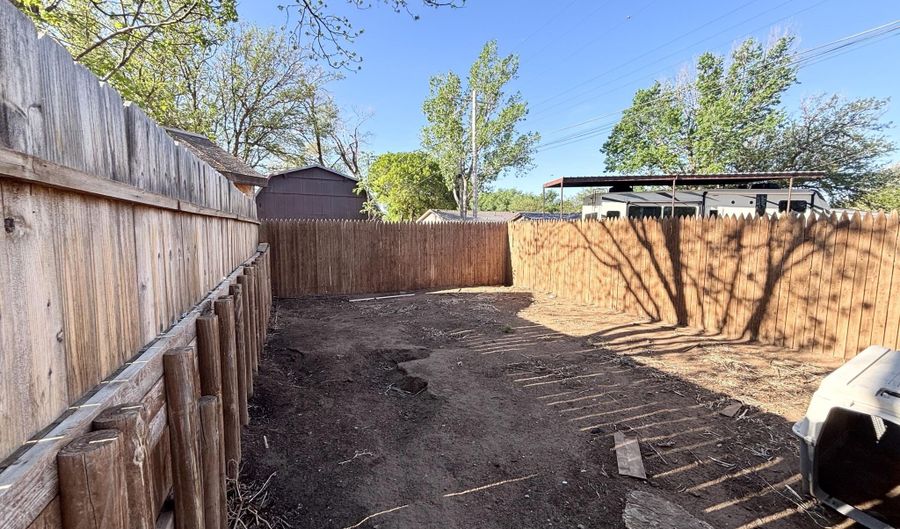 1205 Avenue K, Abernathy, TX 79311 - 3 Beds, 1 Bath