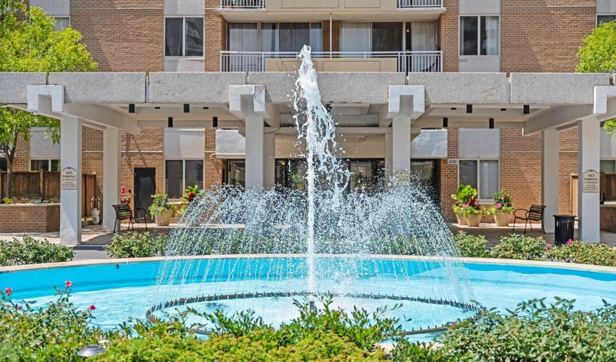 3001 VEAZEY Ter NW 710, Washington, DC 20008 - 2 Beds, 2 Bath