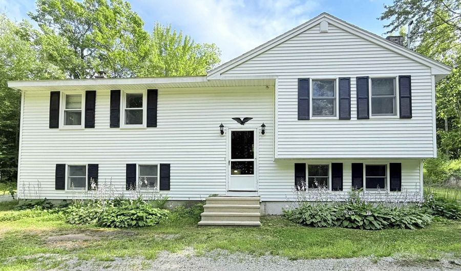 651 Suncook Valley Rd, Alton, NH 03809 - 3 Beds, 2 Bath