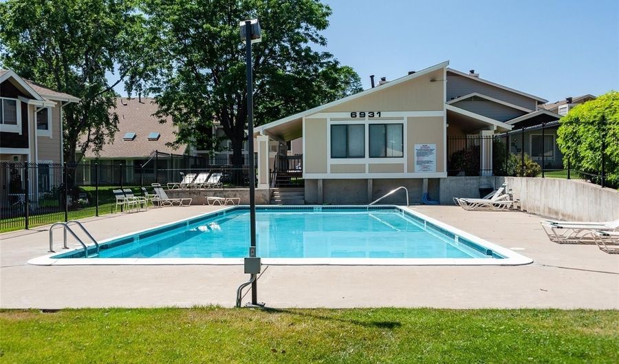 8738 Chase Dr 133, Arvada, CO 80003 - 2 Beds, 2 Bath