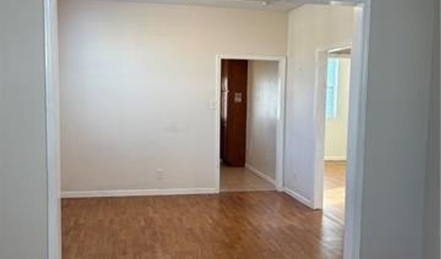 815 LEBEAU St, Arabi, LA 70032 - 2 Beds, 1 Bath