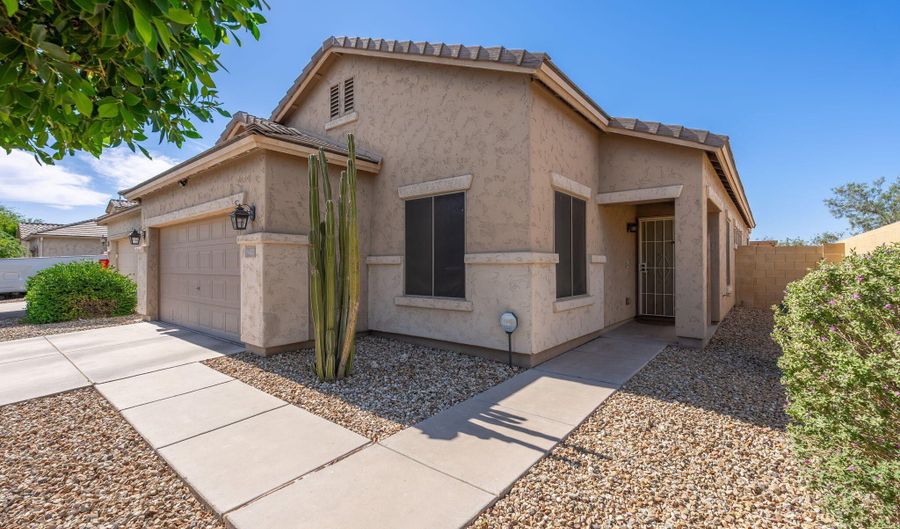 19420 W WOODLANDS Ave, Buckeye, AZ 85326 - 4 Beds, 2 Bath