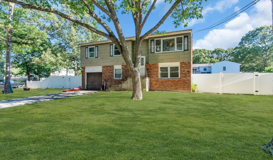 250 Point Pleasant Ave, Bayville, NJ 08721 - 4 Beds, 2 Bath