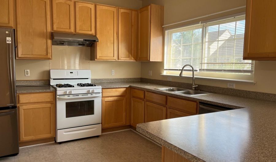 6057 Quebec Ave, Ann Arbor, MI 48103 - 4 Beds, 2 Bath