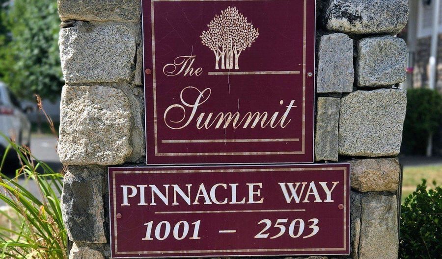 1004 Pinnacle Way 1004, Danbury, CT 06811 - 2 Beds, 3 Bath