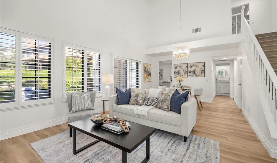 6076 E East Montefino Ln, Anaheim, CA 92807 - 3 Beds, 3 Bath