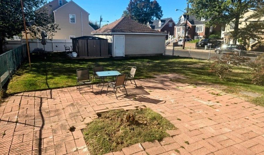 19 Rossmore Pl, Belleville, NJ 07109 - 3 Beds, 1 Bath