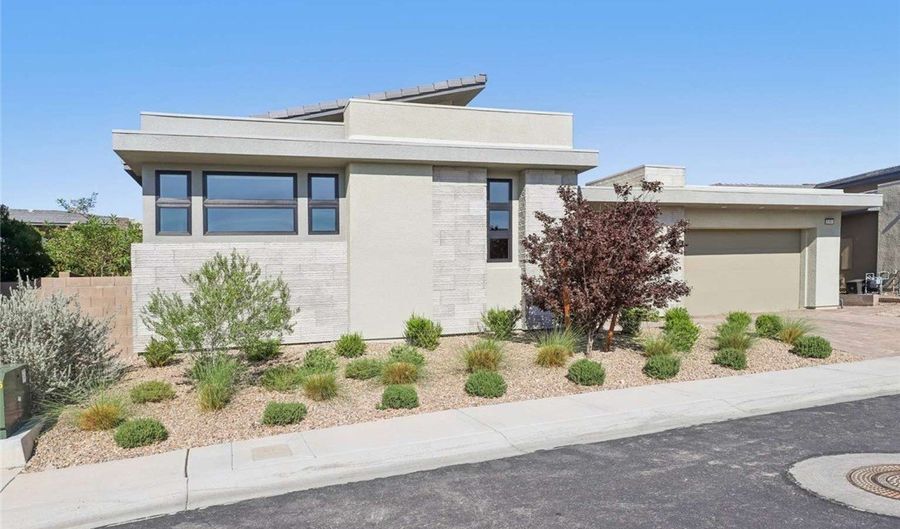 5161 Rock Daisy Dr, Las Vegas, NV 89135 - 3 Beds, 4 Bath